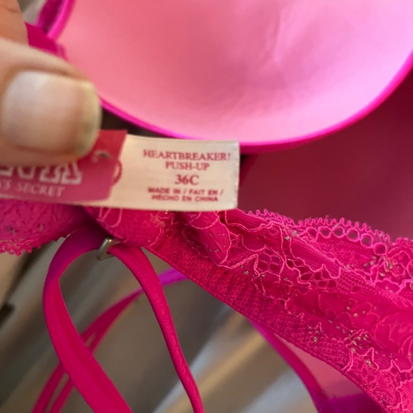 Victorias Secret size 34c bra - Picture 12 of 12